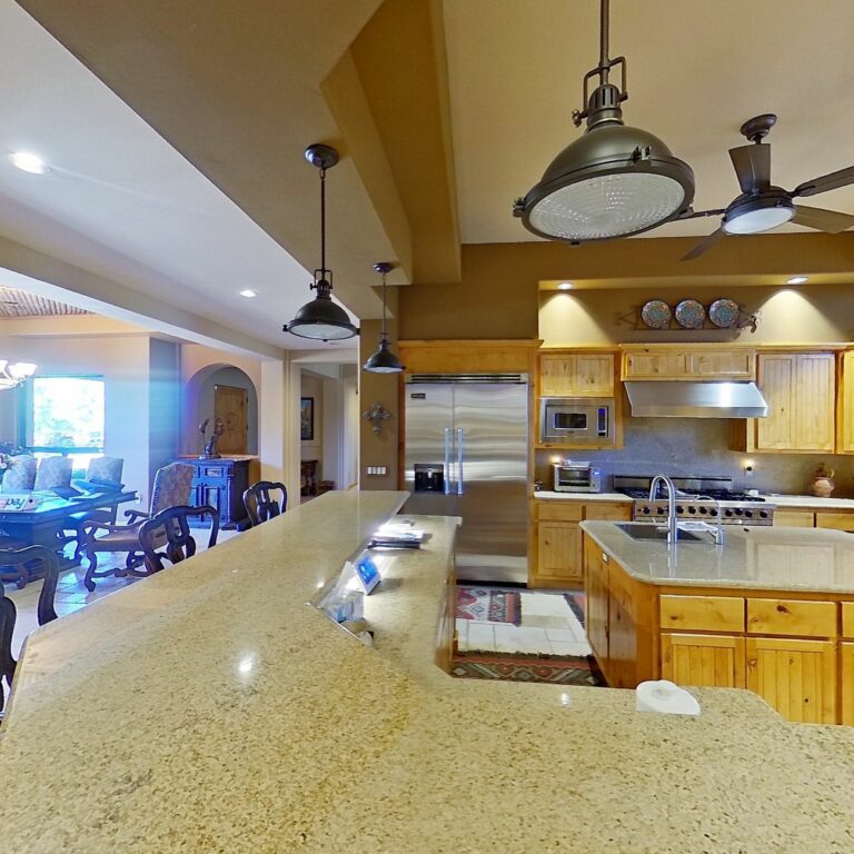 tuscan-style-kitchen-remodel-before_p7-3